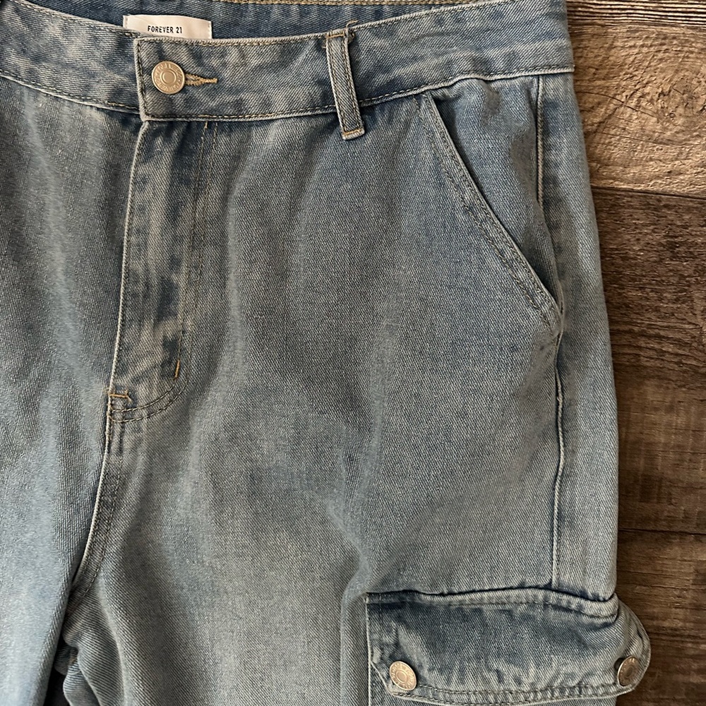 High Waisted Cargo Jeans - Picture 6 of 12